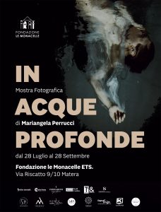 "In Acque Profonde" - Mostra fotografica di Mariangela Perrucci presso Le Monacelle