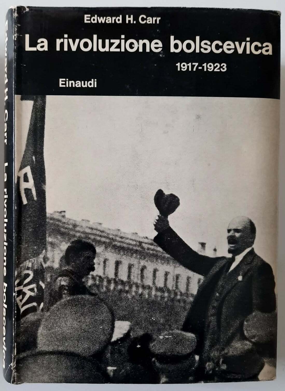 Una preziosa donazione arricchisce il Museo del Comunismo e della Resistenza di Matera 1